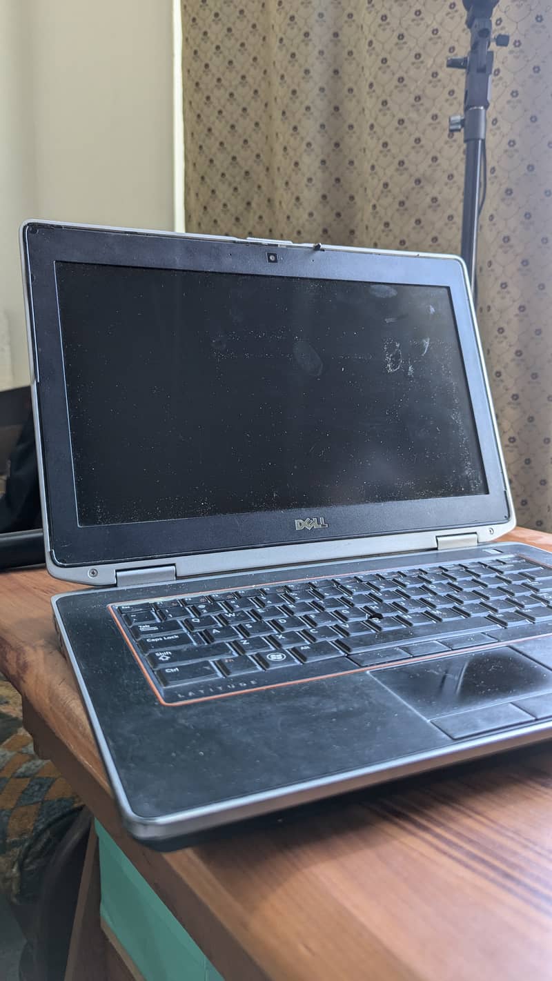 Dell Latitude Cor i5 5