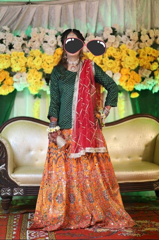 Mehndi lehnga 1