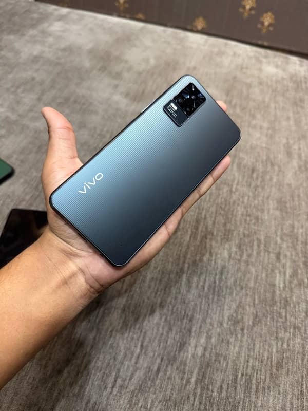 Vivo v21e 7