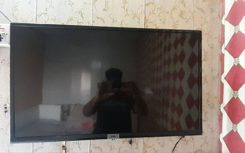 TCL ANDROID LED 32 INCHES 1