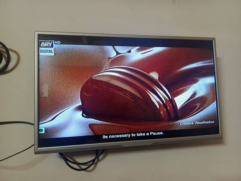 LED 32" For sale Contact 03009808470 3