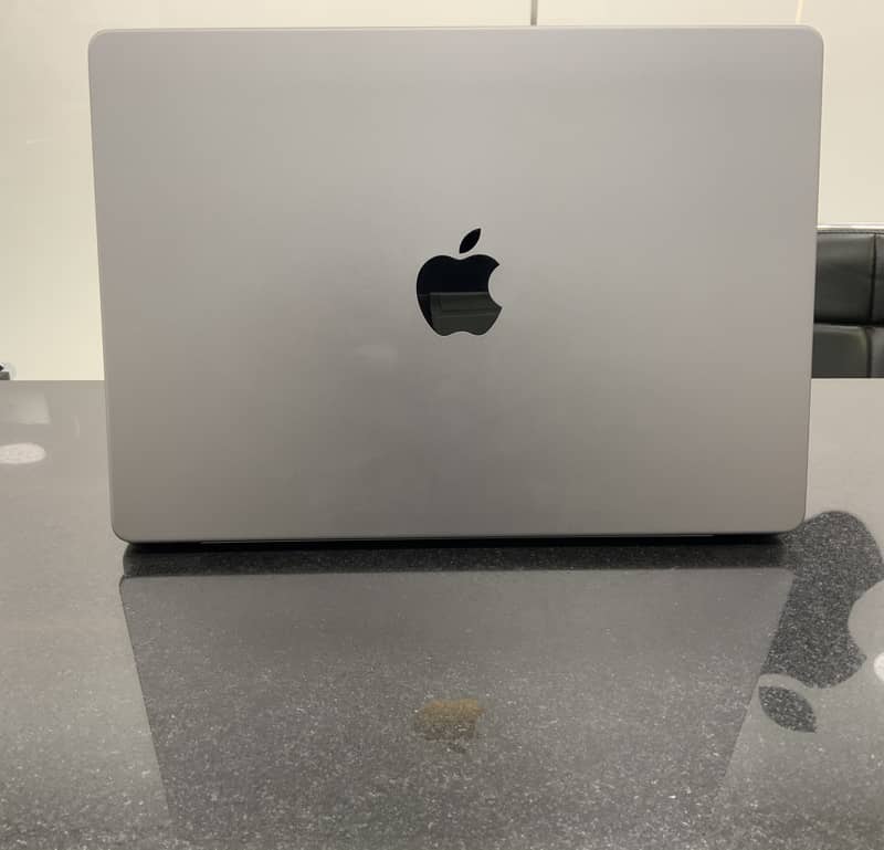 MACBOOK PRO 2021 WITH M1 PRO 7