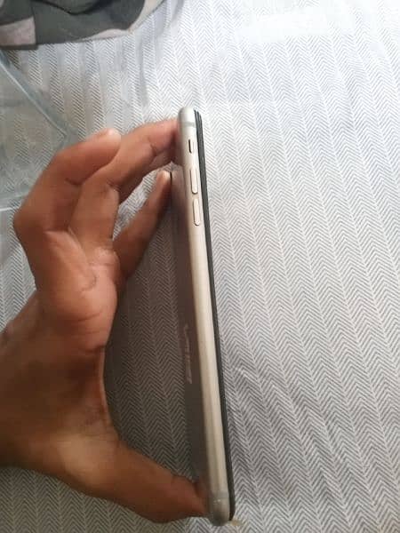 I'm selling my iPhone 6 plus 2