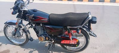 honda 125 urgent sale 5 months use only