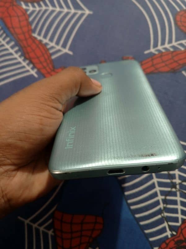 Infinix hot 10i 4