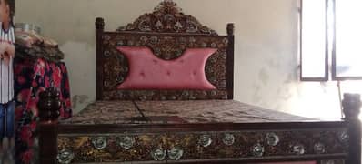 Bed sofa shesha table