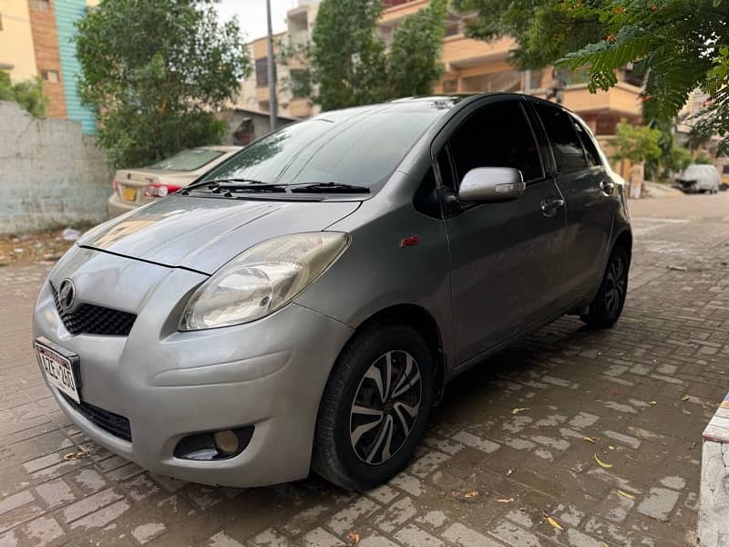 Toyota Vitz 2009 5