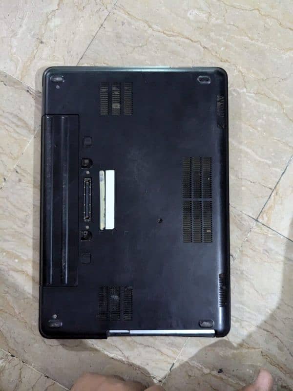 Dell Latitude 5440 i5 4th generation, 180Gb SSD, 4GB Ram 3