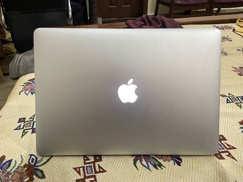 macbook pro 2015 16/256gb 1