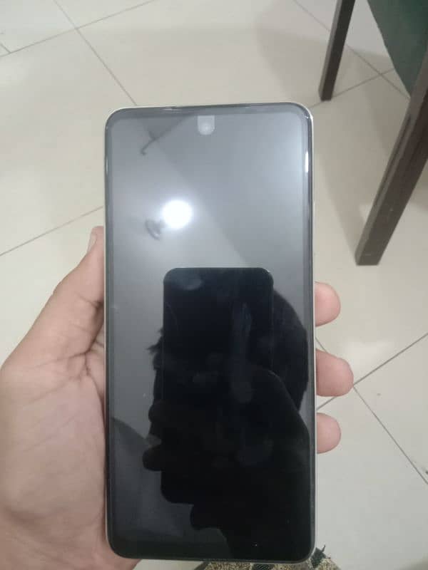 Infinix hot 40i 1