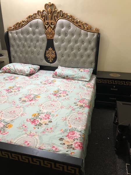 Bed Set with Side Tables, and Dressing Table 3