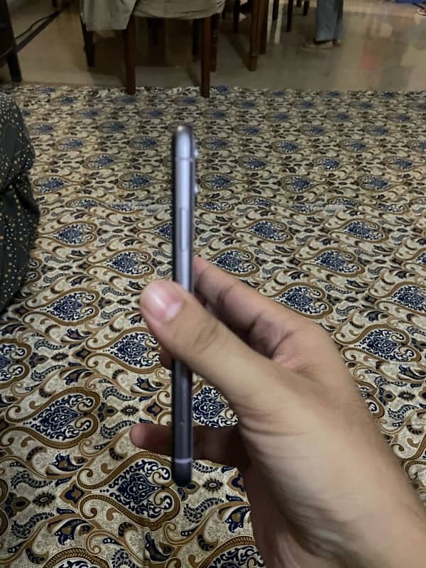 Iphone 11 128 GB Non PTA 3