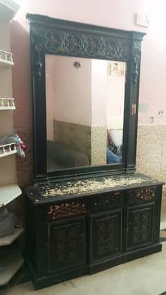 dressing table