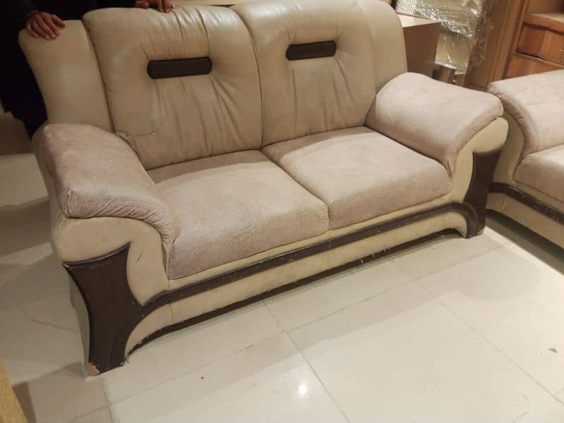 slightly used leather sofa set 3 2 1 seater 6