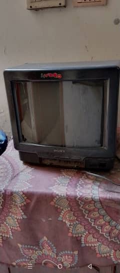 14 inches Sony tv