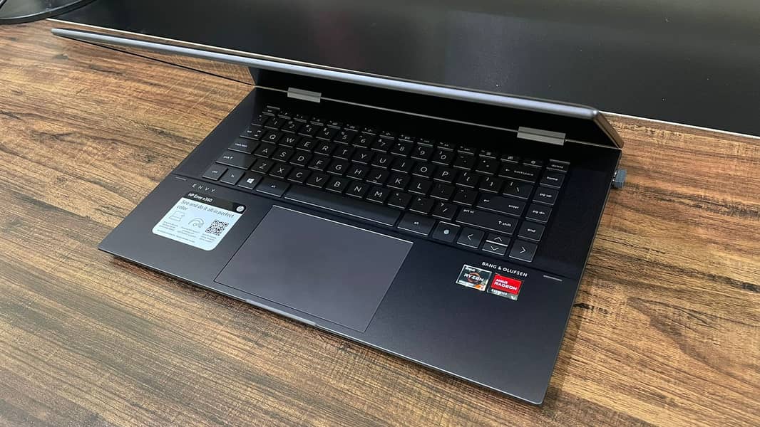 HP Envy x360 15.6" Display - very neat conditon 5