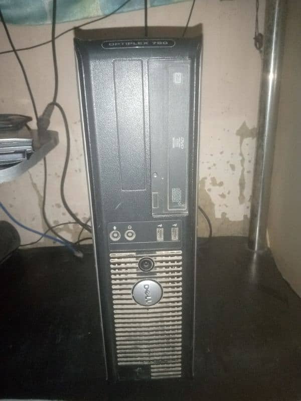 Dell Optiplex 760 Q9650 Quad Core PC with table, wires, and all things 2