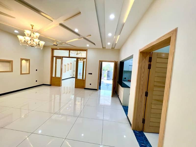 10 MARLA LUXURY BRAND NEW DOUBLE STOREY HOUSE FOR SALE MULTI F-17 ISB 9