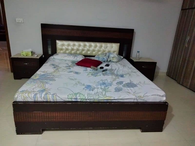 double bed with mattress 0