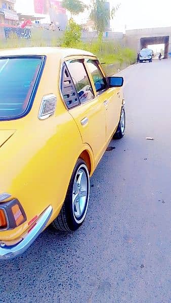 Toyota Corolla XE 1972 2