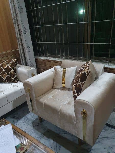 7Seater Sofa Set - New Condition 3