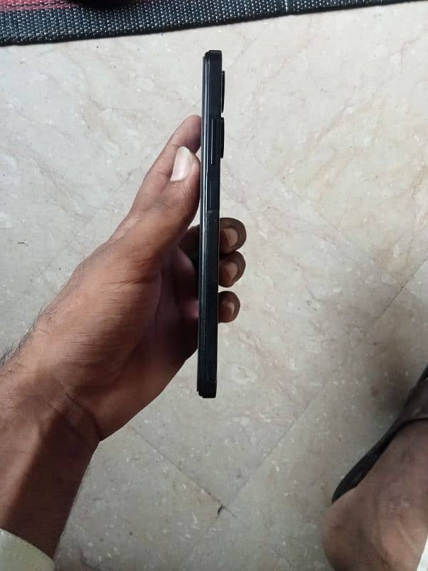 infinix hot 30 8+8 128gb 3