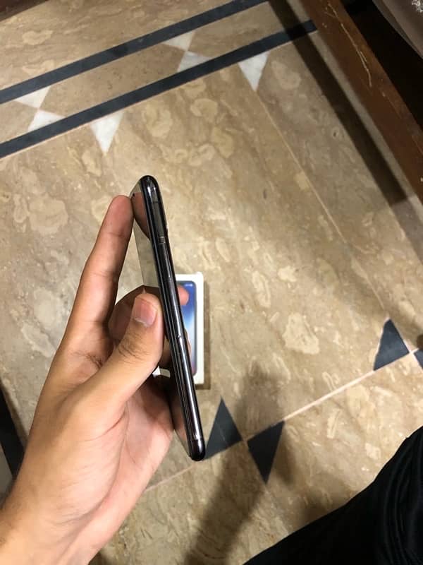 iPhone X 256 gb pta approved box 3