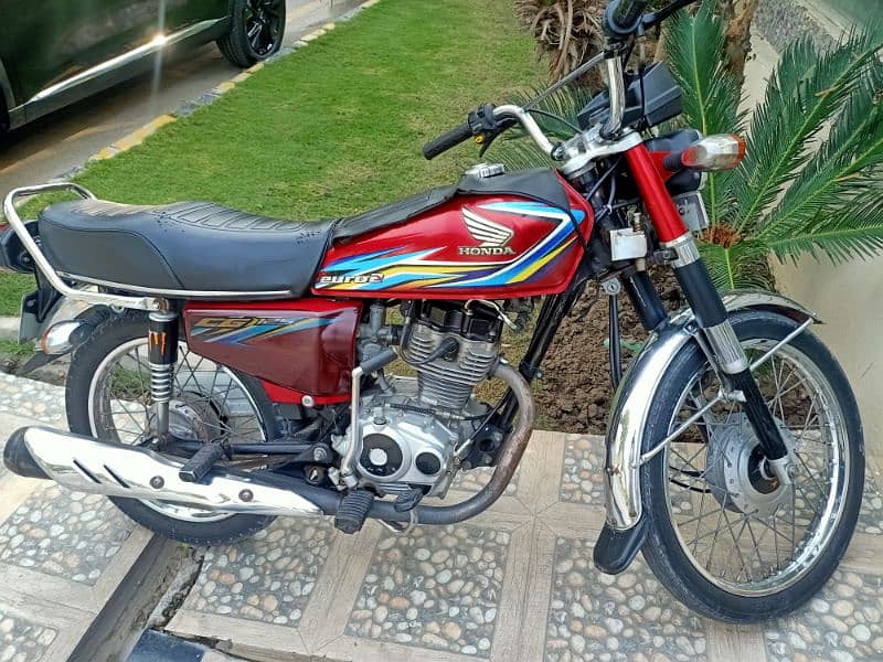 urgent for sale Honda 125 cc 03294291448 4