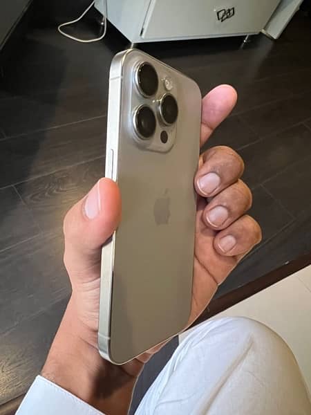 Iphone 15Pro 1