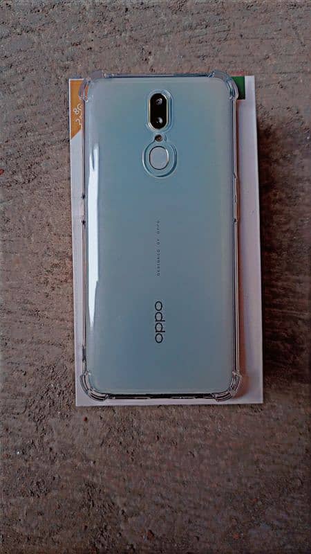 oppo f11.  . 8/256  with just box 5