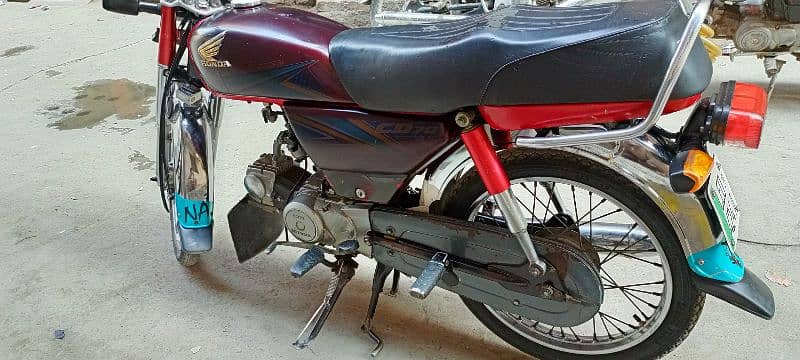 Honda CD 70 7