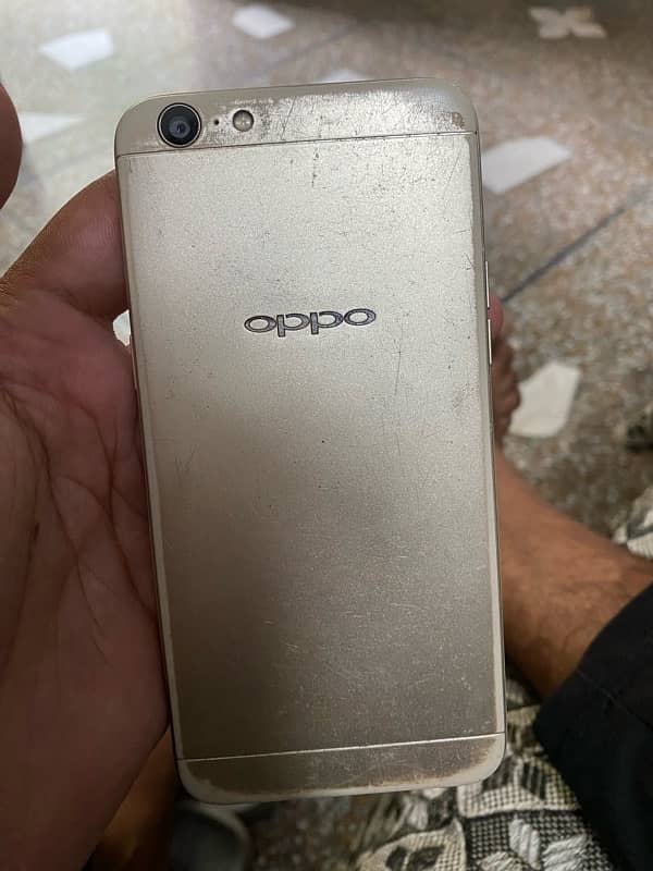 Oppo 4/64 mein hai 2