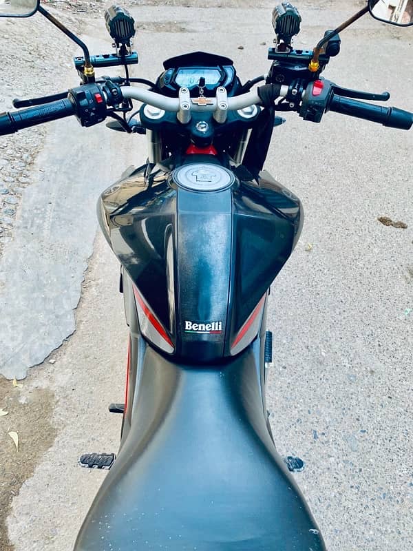 Benelli 150 1