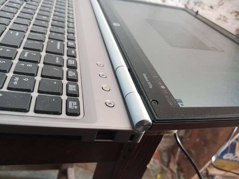 elitebook 8570P model 1