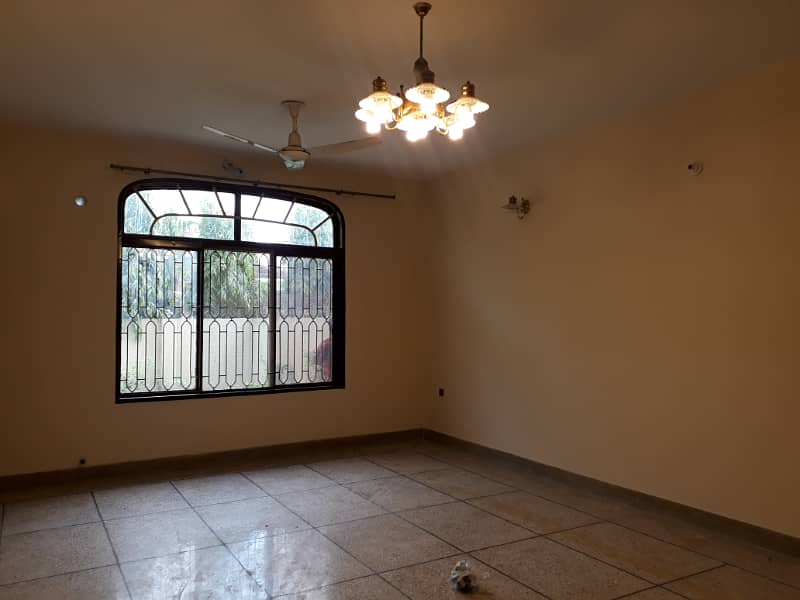 DHA 1 Kanal Beautiful Lower Portion For Rent In Phase 2 Block R 2