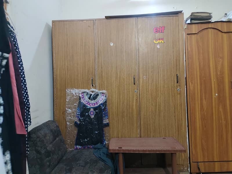 3 DOOR WARDROBE FOR SALE. 0