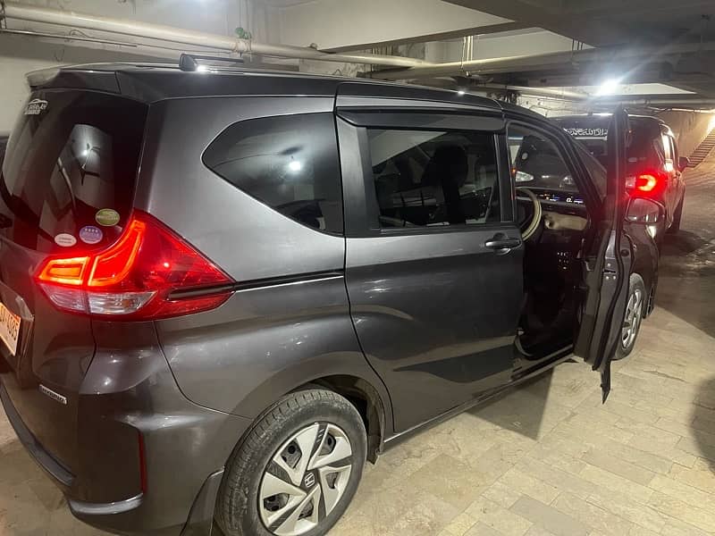 Honda Freed 2018 4