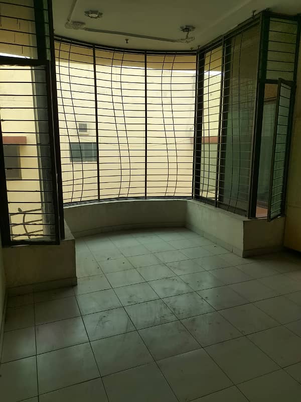 1 Kanal Facing Park With Full Basement Available House For Sale on 60 Feet Road 14