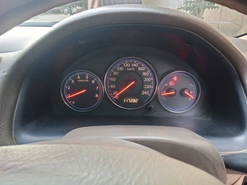 Honda Civic EXi 2004 6