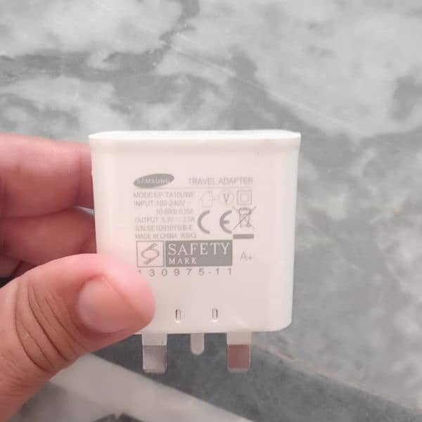 Original Samsung Fast charger for mobile/tablet 1