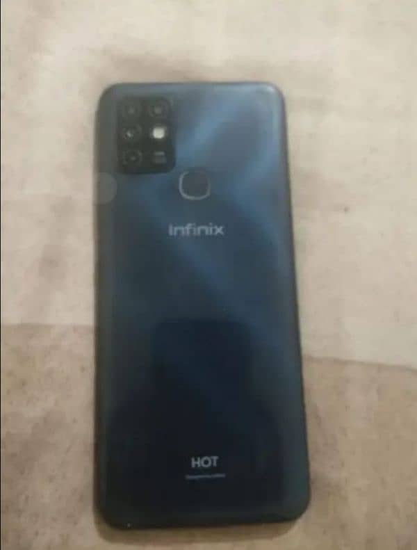 infinix Hot 10 4/64 3