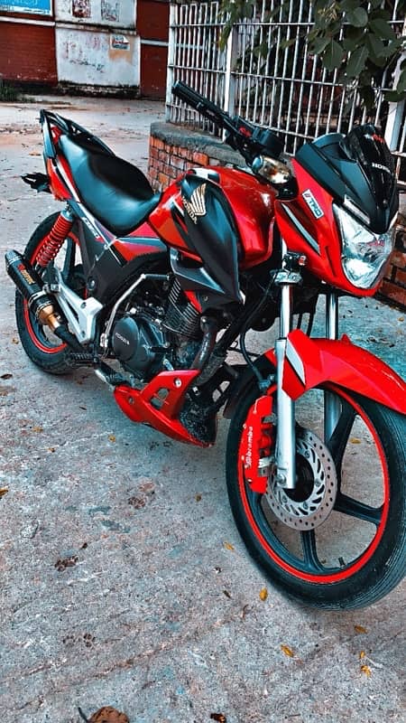 Honda Cb 150f in new condition 2018 Model 7