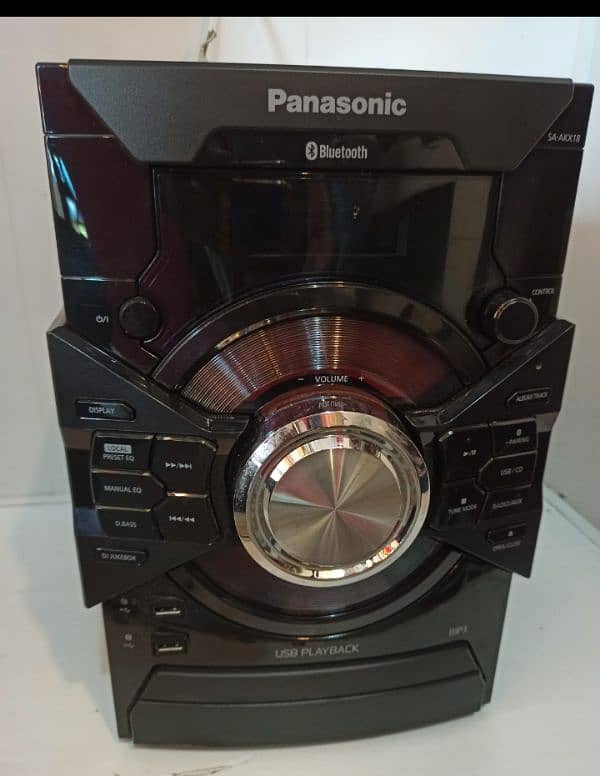 Panasonic Amplifier 2 USB and CD Player 220 Volts. 0