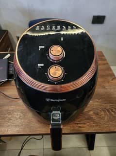 Westinghouse Air Fryer 5.3L – Like New (9.5/10 Condition)