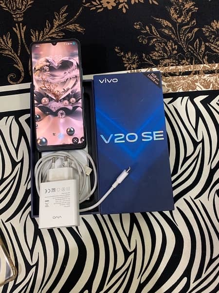 vivo v20SE 8 128 pta approved arjant sale blue color fingr and all oky 1