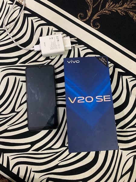 vivo v20SE 8 128 pta approved arjant sale blue color fingr and all oky 2