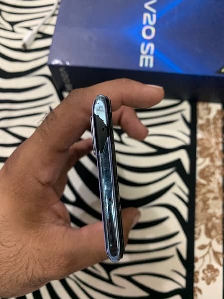 vivo v20SE 8 128 pta approved arjant sale blue color fingr and all oky 8