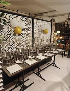 restaurants furniture and crockery