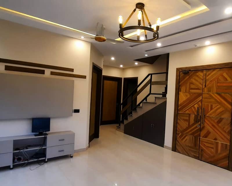 8 Marla Luxury House Available For RENT In DHA Phase 9 Town Lahore 2