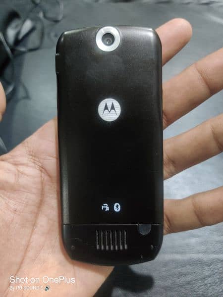 Motorola L6 In Neat Condition 1